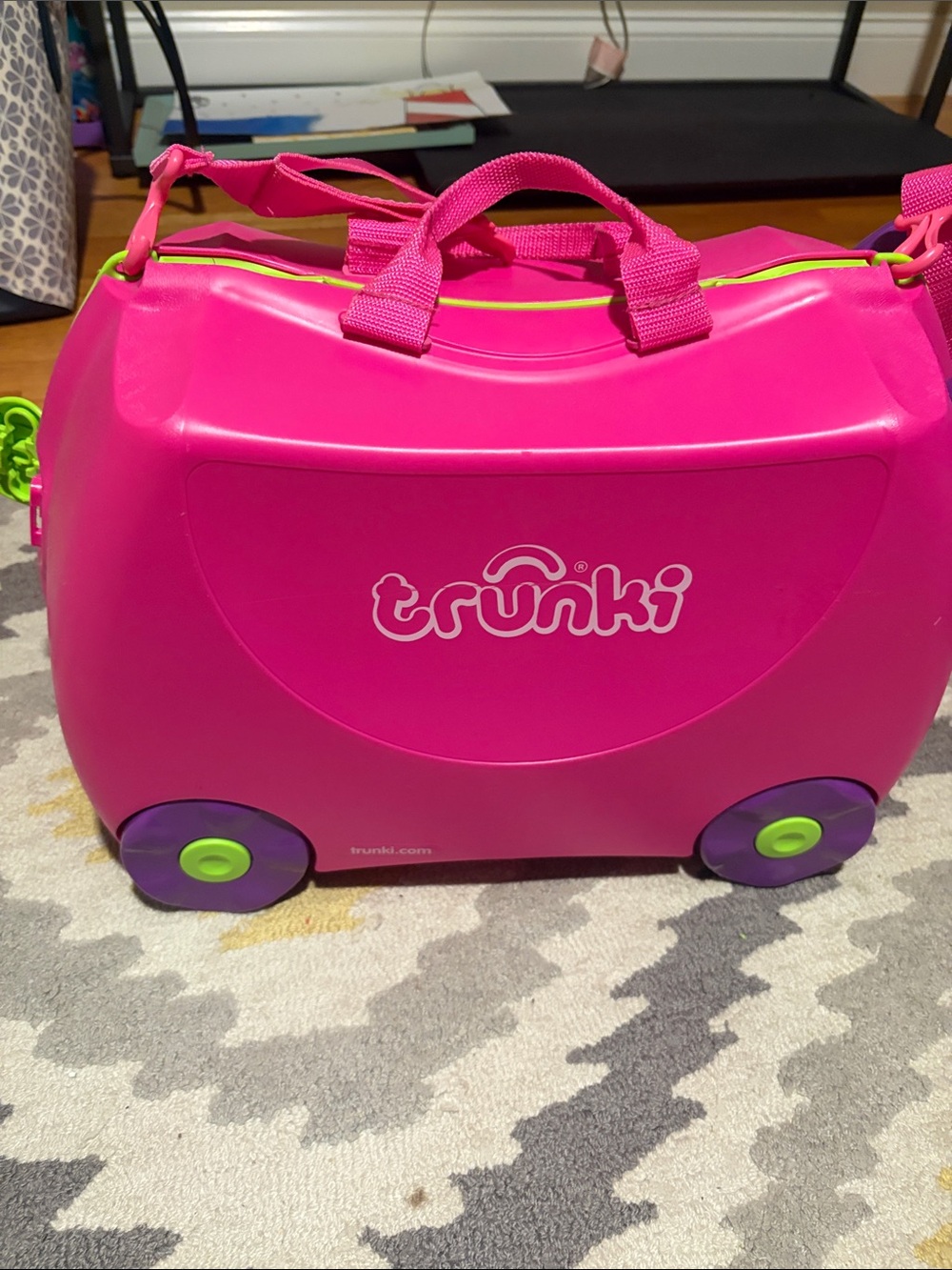 Kids Ride-On Suitcase - Pink